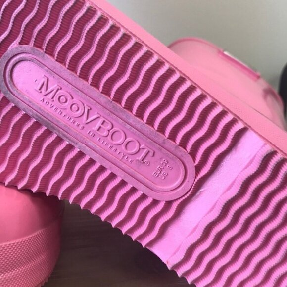 MoovBoot Tall Rubber/Sheepskin Winter Boots - Picture 7 of 7